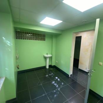 Продается Многокомнатная квартира, 90 м²