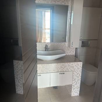 Продается 1-комнатная квартира, 50 м²