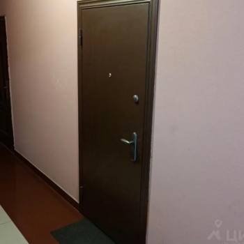 Продается 3-х комнатная квартира, 46,8 м²