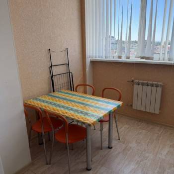 Сдается 1-комнатная квартира, 55 м²