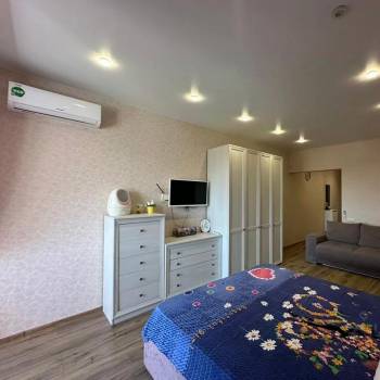 Продается 1-комнатная квартира, 40 м²