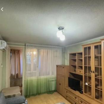 Продается 1-комнатная квартира, 30 м²