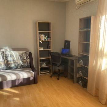 Сдается 2-х комнатная квартира, 42 м²