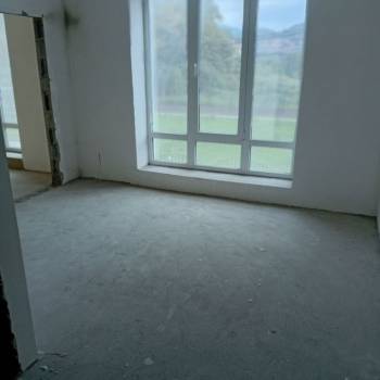 Продается 1-комнатная квартира, 57 м²