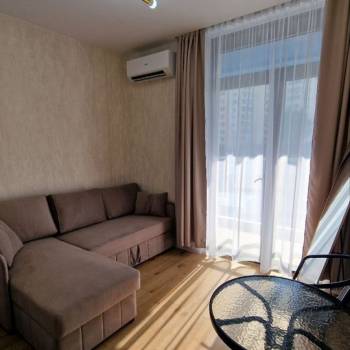 Продается 1-комнатная квартира, 18 м²