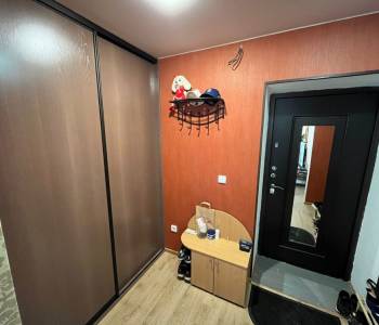 Продается 1-комнатная квартира, 33 м²