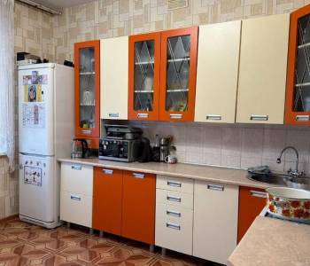 Продается Дом, 200 м²