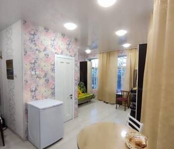 Продается 1-комнатная квартира, 27 м²