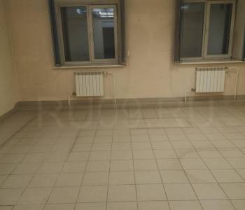 Сдается Нежилое помещение, 240 м²