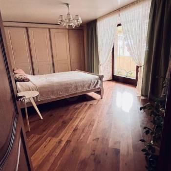 Продается 2-х комнатная квартира, 74 м²