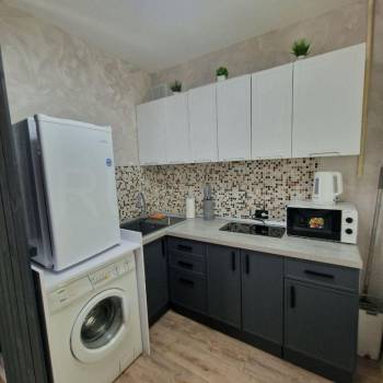 Продается 1-комнатная квартира, 30 м²