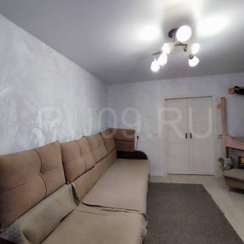 Продается Многокомнатная квартира, 72 м²