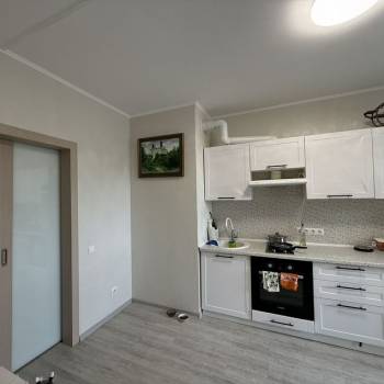Продается 1-комнатная квартира, 44 м²