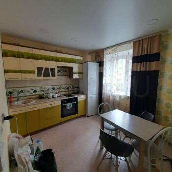 Продается 1-комнатная квартира, 41 м²