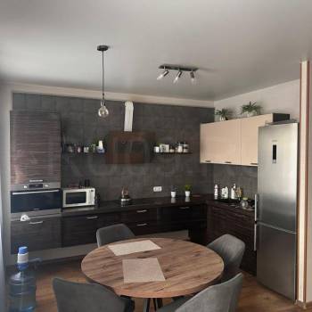 Продается 2-х комнатная квартира, 63 м²