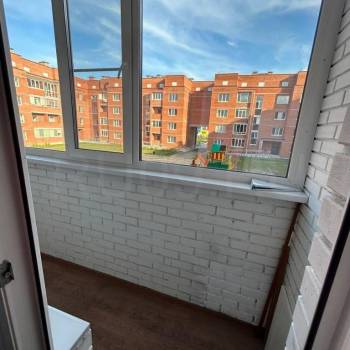 Продается 1-комнатная квартира, 42 м²