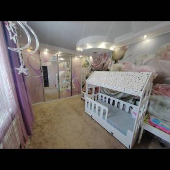 Продается Дом, 300 м²
