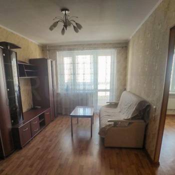 Продается 1-комнатная квартира, 39 м²