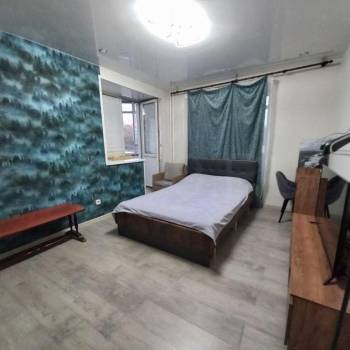 Продается 1-комнатная квартира, 35 м²