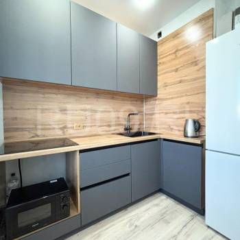 Продается 1-комнатная квартира, 38 м²