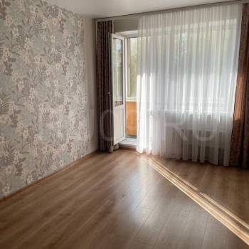 Продается 1-комнатная квартира, 35 м²