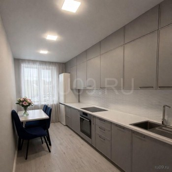 Продается 2-х комнатная квартира, 58 м²