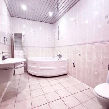 Продается 3-х комнатная квартира, 113 м²