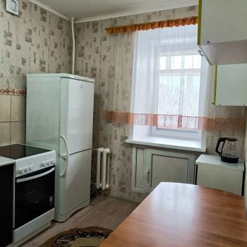 Сдается Многокомнатная квартира, 60 м²