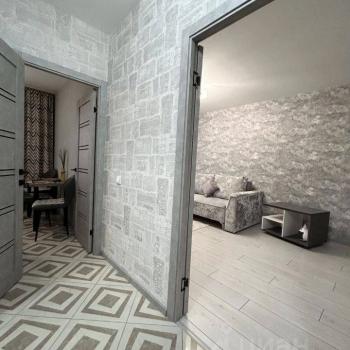 Продается 1-комнатная квартира, 40 м²