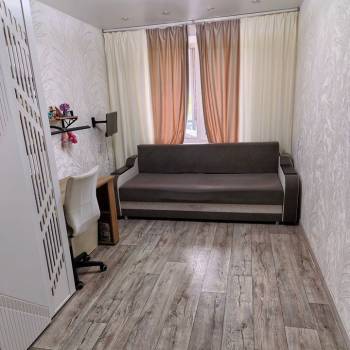 Продается Многокомнатная квартира, 81 м²