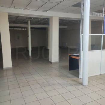 Сдается Нежилое помещение, 350 м²