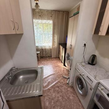 Продается 1-комнатная квартира, 11,4 м²