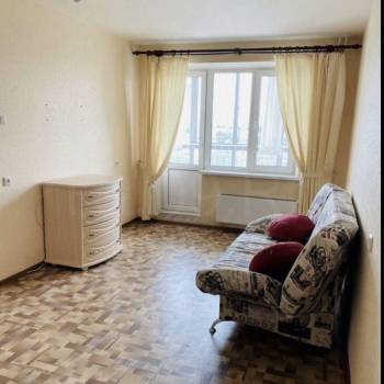 Продается 1-комнатная квартира, 35 м²