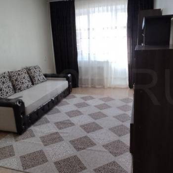 Продается 1-комнатная квартира, 39 м²