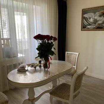 Продается Многокомнатная квартира, 117 м²