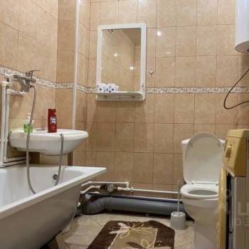 Сдается 1-комнатная квартира, 45 м²