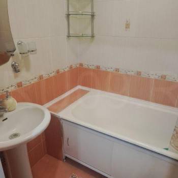 Сдается 2-х комнатная квартира, 60 м²