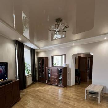 Продается 2-х комнатная квартира, 70 м²