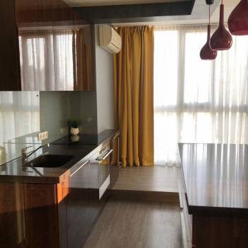 Продается 2-х комнатная квартира, 94 м²