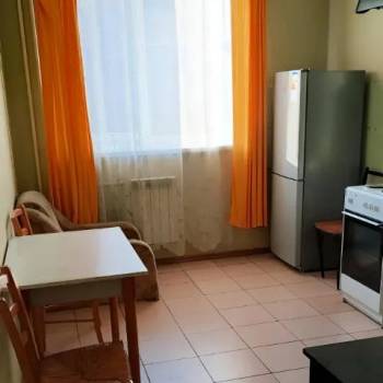 Сдается 1-комнатная квартира, 53 м²