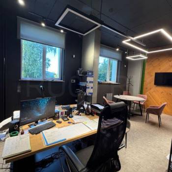 Сдается Нежилое помещение, 142 м²