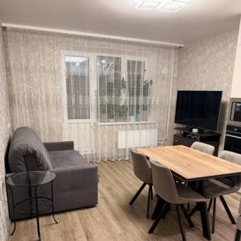 Продается 2-х комнатная квартира, 61 м²