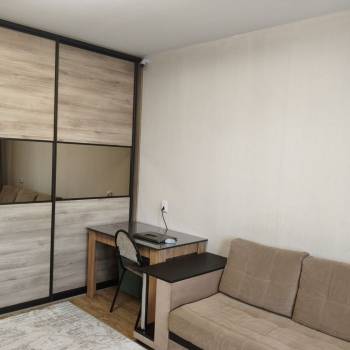 Продается Многокомнатная квартира, 92 м²