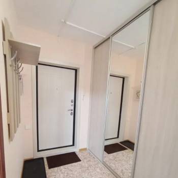 Продается 1-комнатная квартира, 39 м²