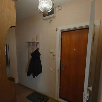 Продается 1-комнатная квартира, 35 м²