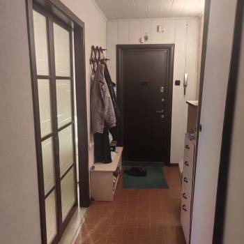 Продается Многокомнатная квартира, 77 м²