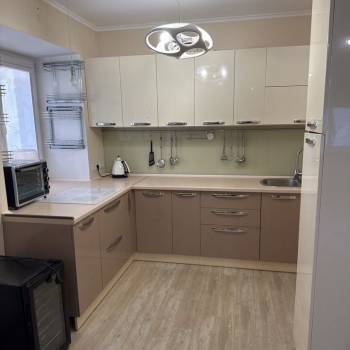 Сдается 1-комнатная квартира, 53 м²