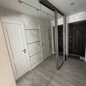 Продается 1-комнатная квартира, 40 м²