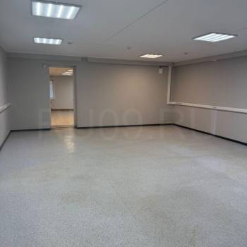 Сдается Нежилое помещение, 262 м²