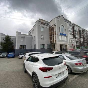 Сдается Нежилое помещение, 262 м²
